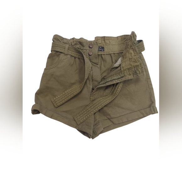 Abercrombie & Fitch Shorts EUC Paper Bag Green Size Medium - Picture 4 of 6